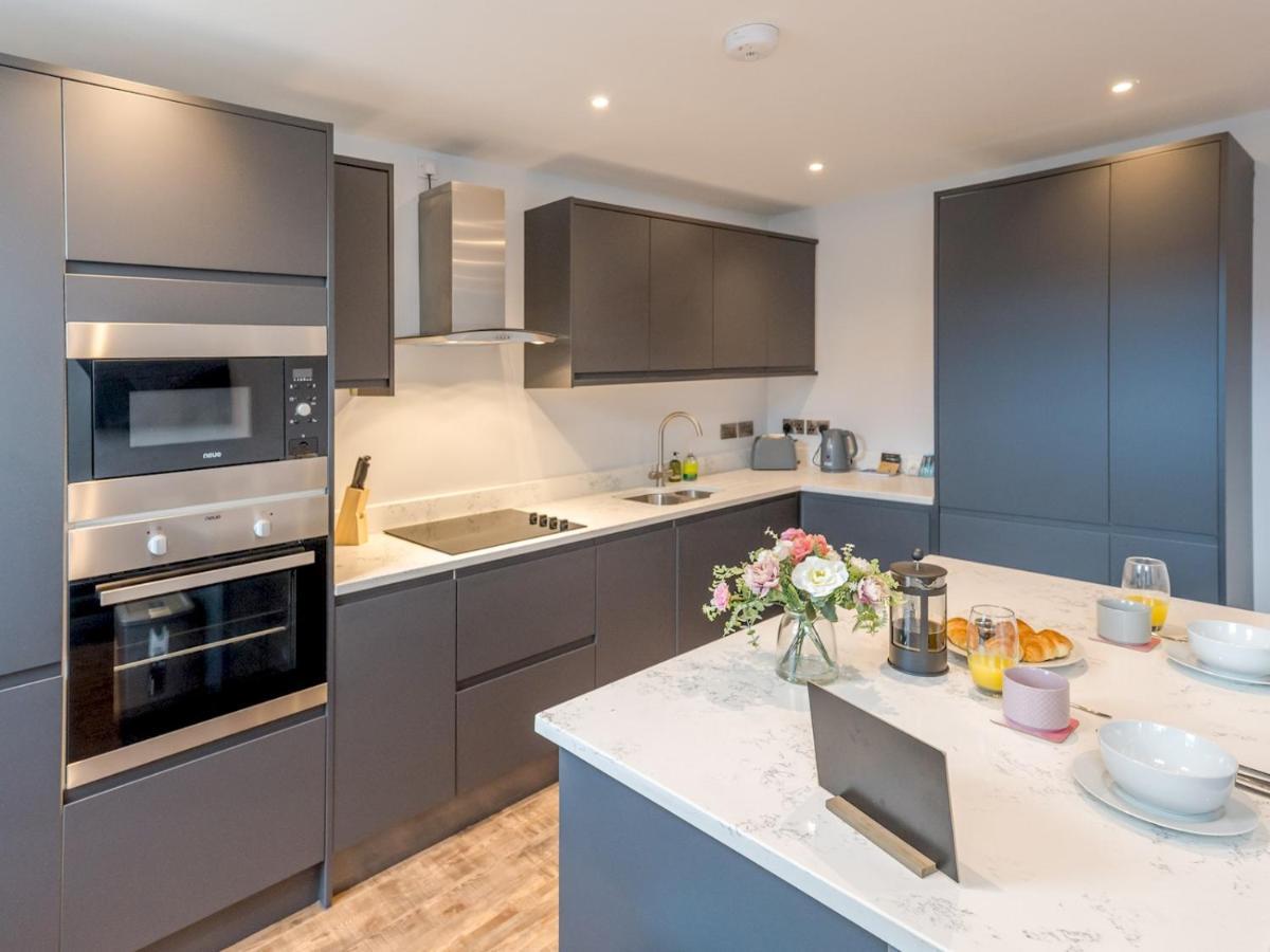 Pass The Keys 5B One Bedrom Central Modern Apartment Shrewsbury Extérieur photo